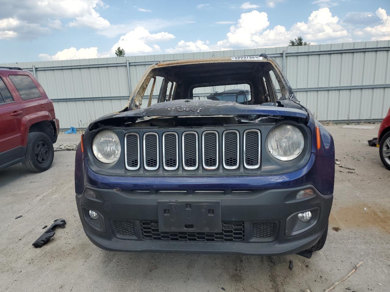 2018 Jeep Renegade - Image 5