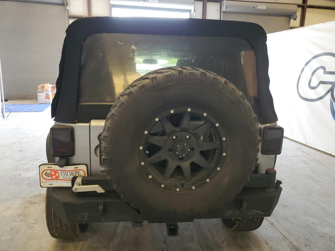 2013 Jeep Wrangler Unlimited Sport VIN: 1C4BJWDG5DL691353 Lot: 67981774