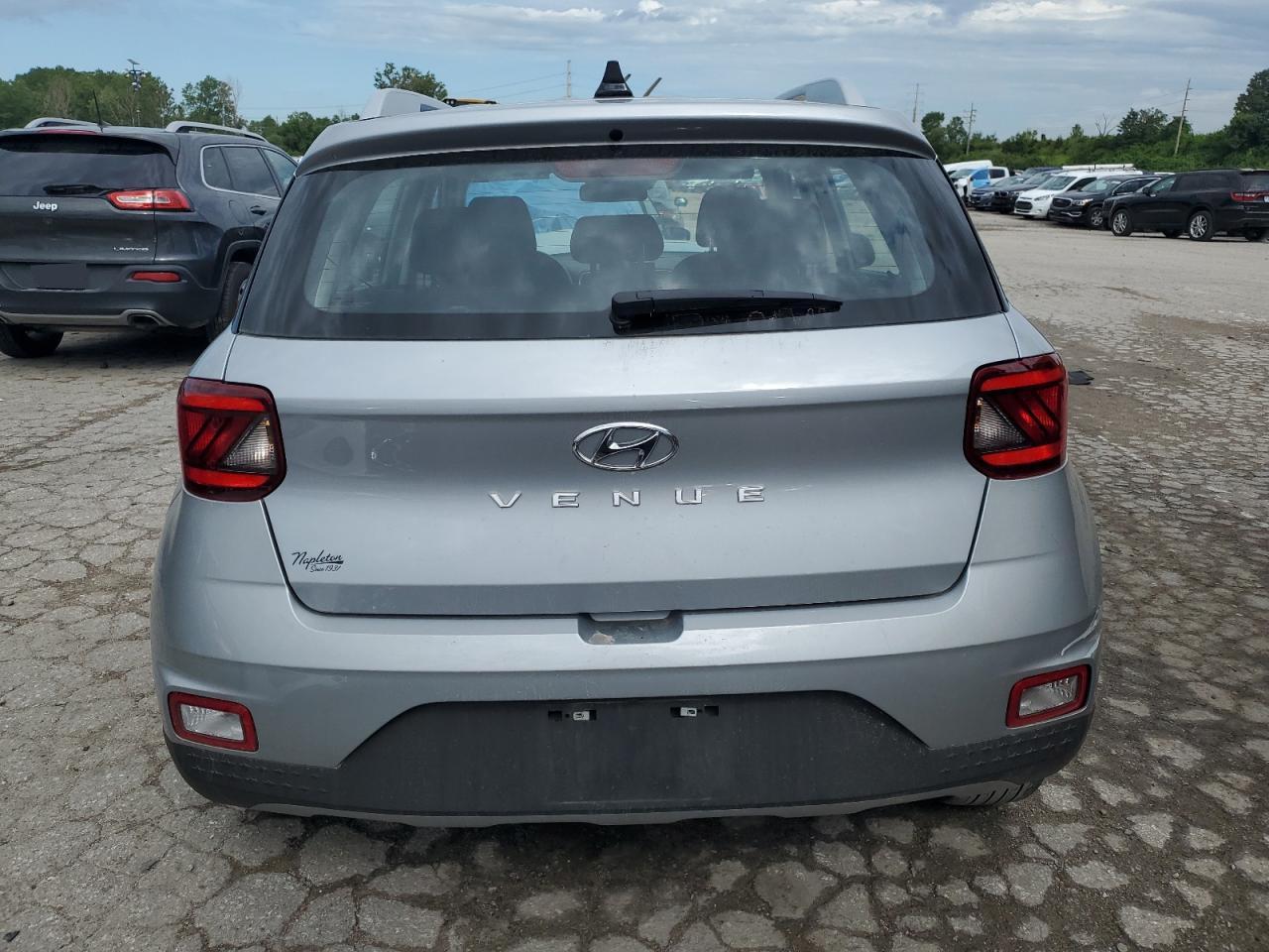 2022 Hyundai Venue Sel VIN: KMHRC8A35NU163728 Lot: 65670664