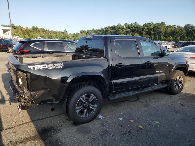 Pickups TOYOTA TACOMA 2017 Czarny