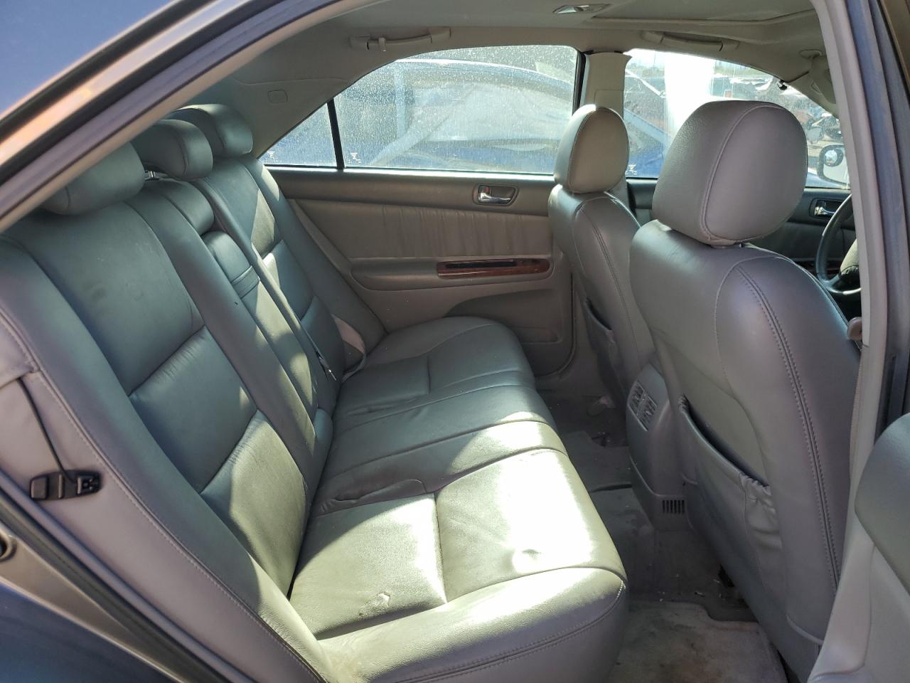 2005 Toyota Camry Le VIN: 4T1BF30K55U617884 Lot: 67384984