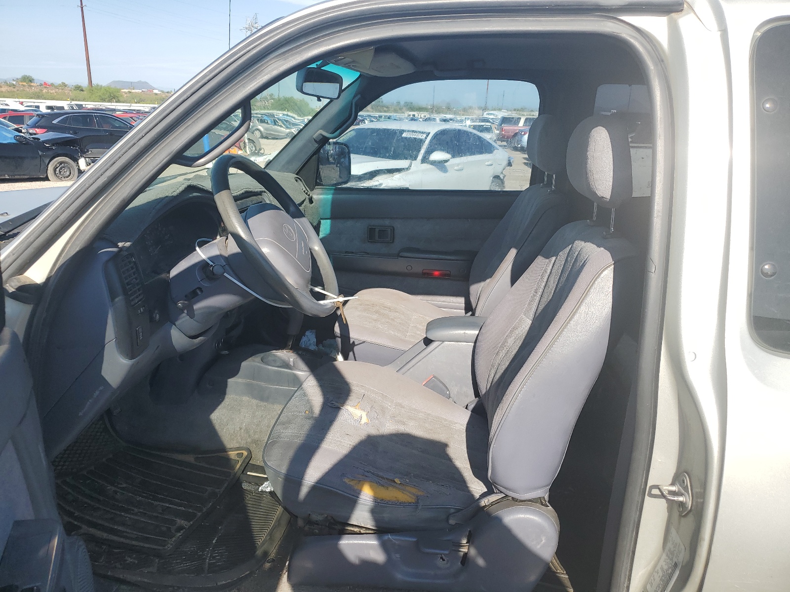 4TASN92N6YZ598900 2000 Toyota Tacoma Xtracab Prerunner