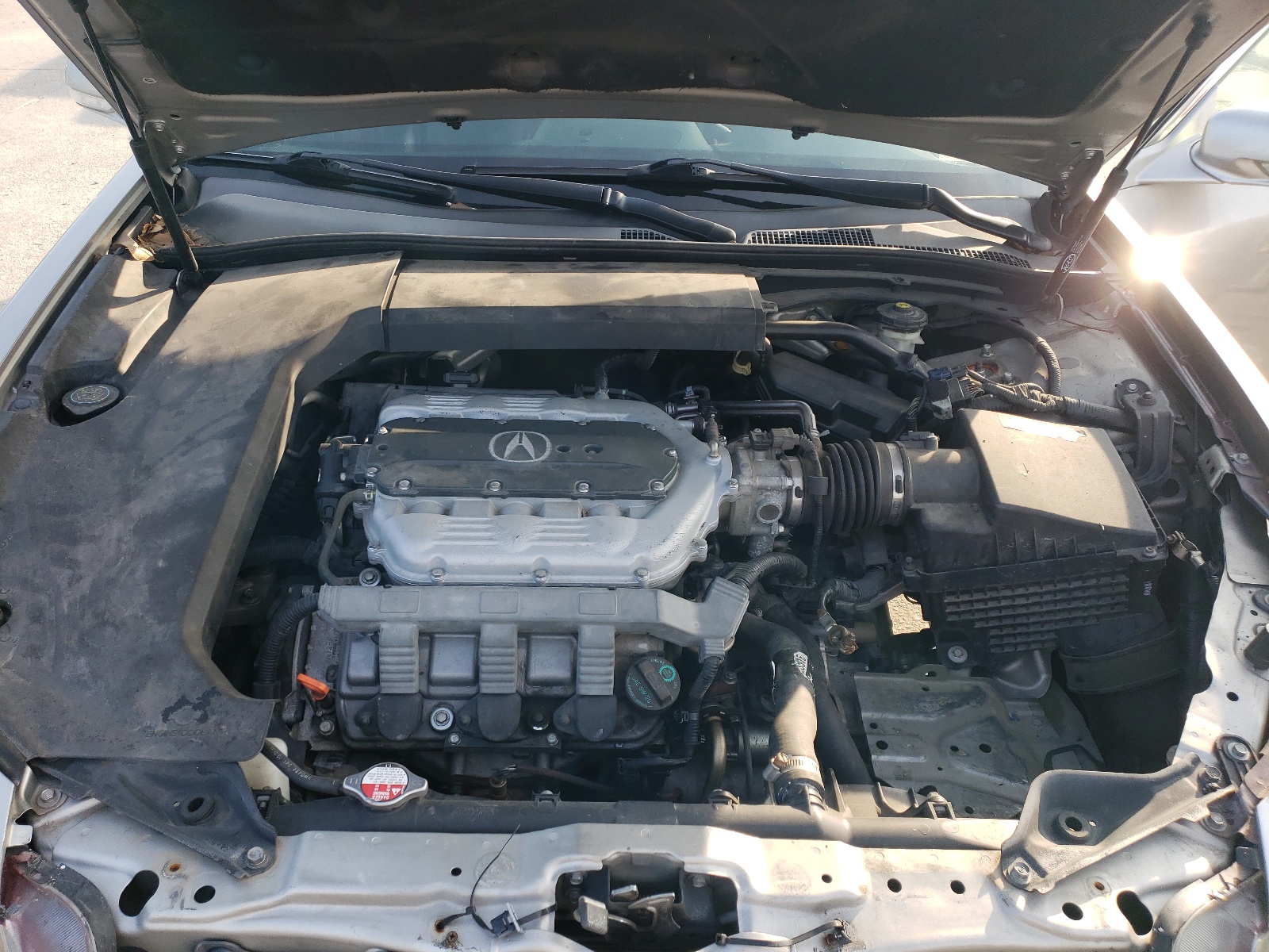 19UUA8F57AA001174 2010 Acura Tl