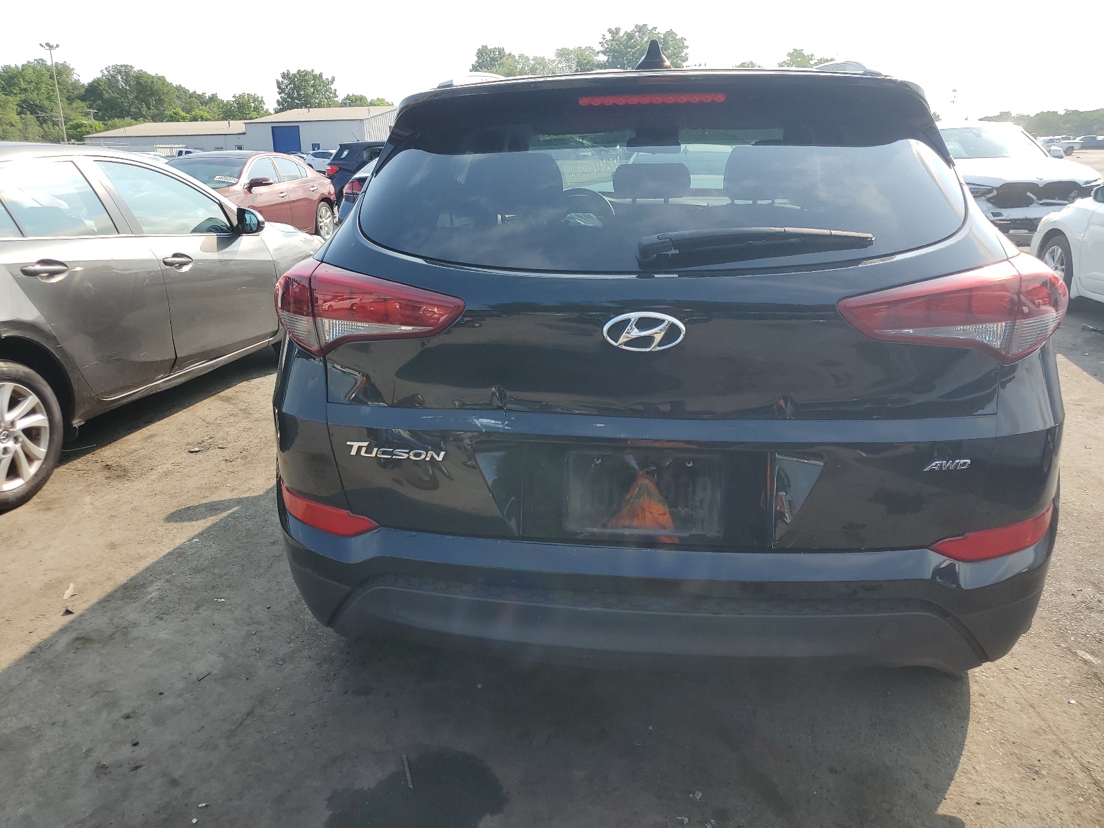 KM8J3CA46JU831734 2018 Hyundai Tucson Sel