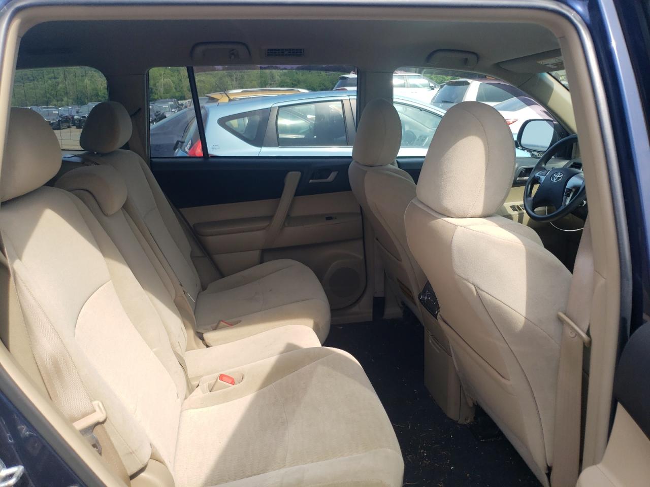 2011 Toyota Highlander Base VIN: 5TDBK3EH3BS052600 Lot: 66570374