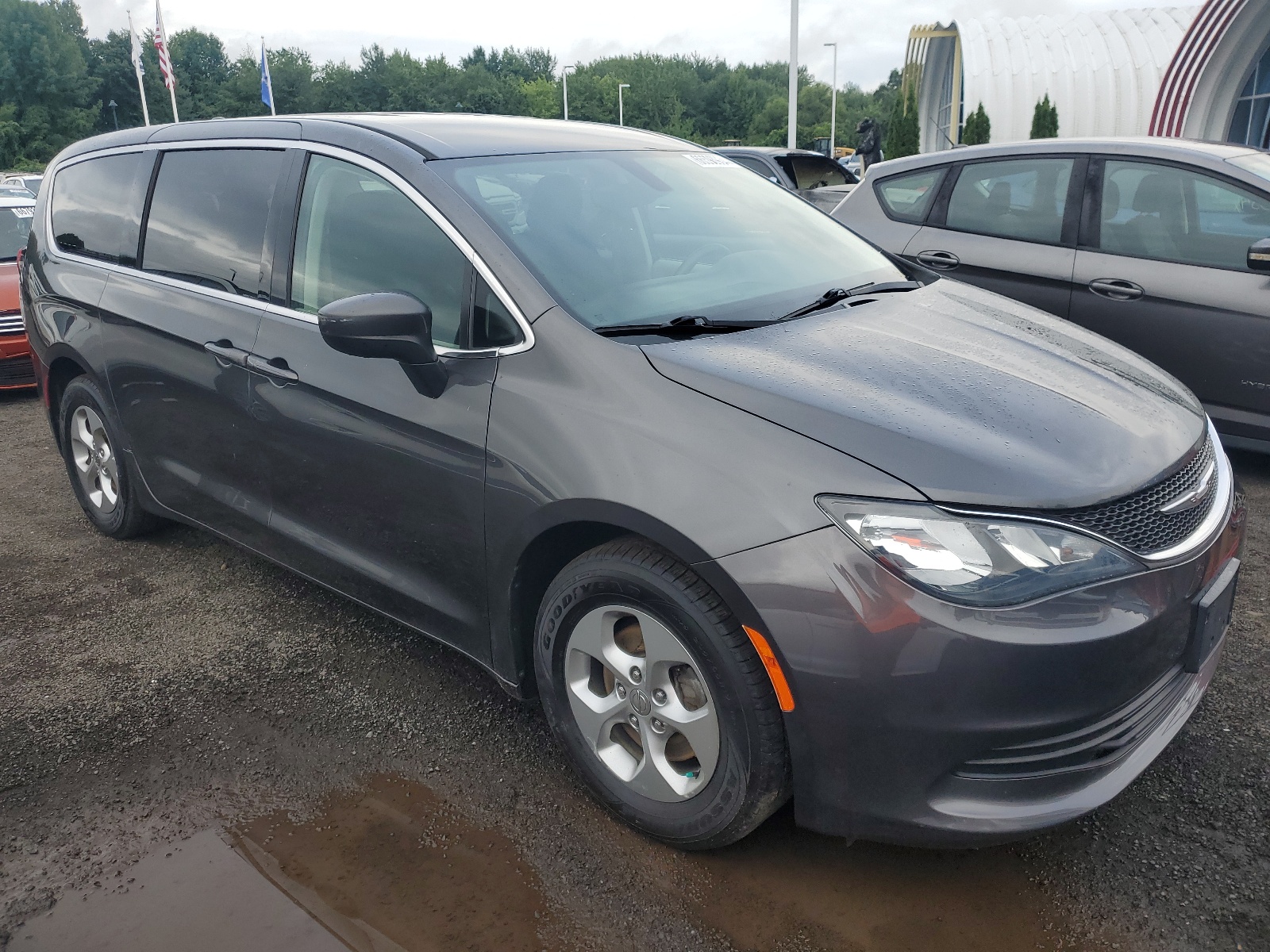 2017 Chrysler Pacifica Lx vin: 2C4RC1CG5HR521617