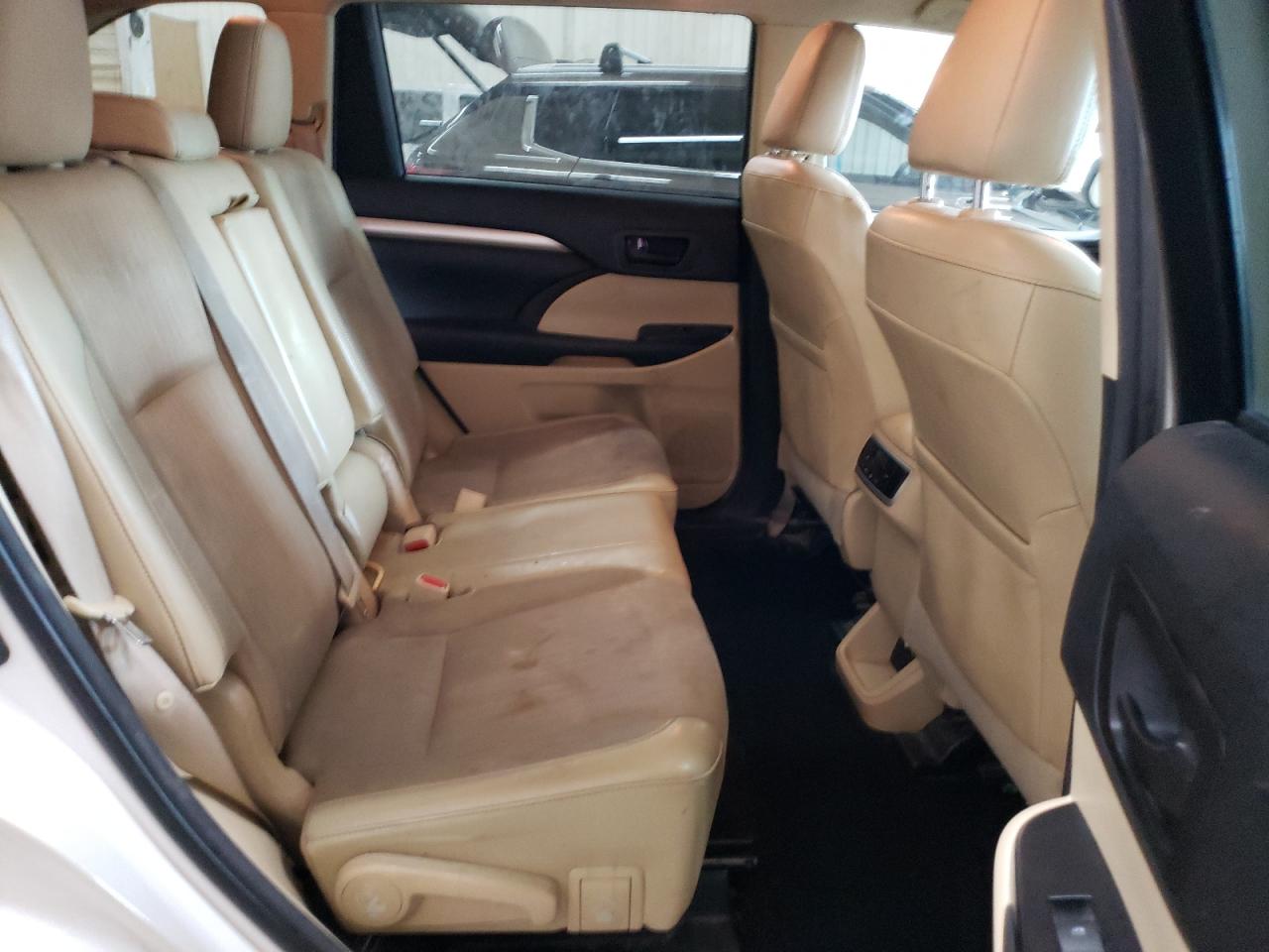 2015 Toyota Highlander Le VIN: 5TDZKRFH6FS098749 Lot: 67764804