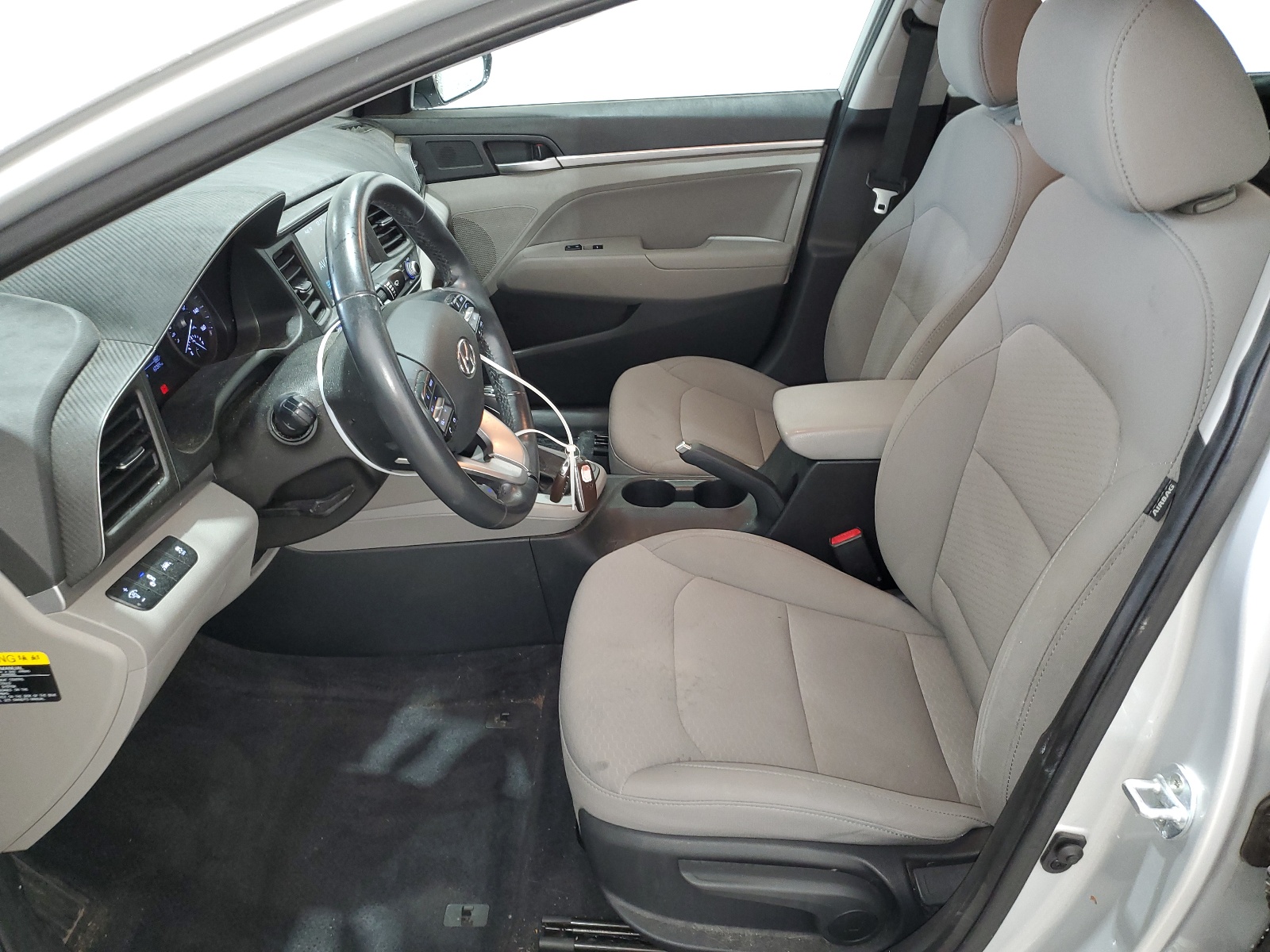 5NPD84LF5KH420389 2019 Hyundai Elantra Sel