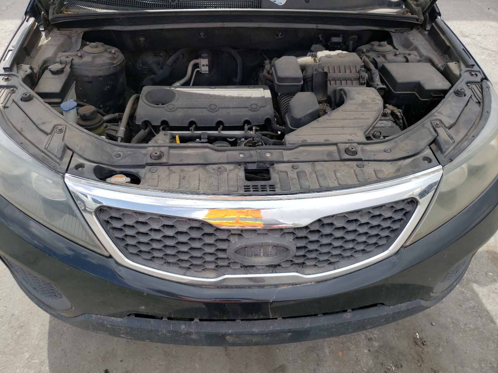 5XYKT3A10CG288920 2012 Kia Sorento Base