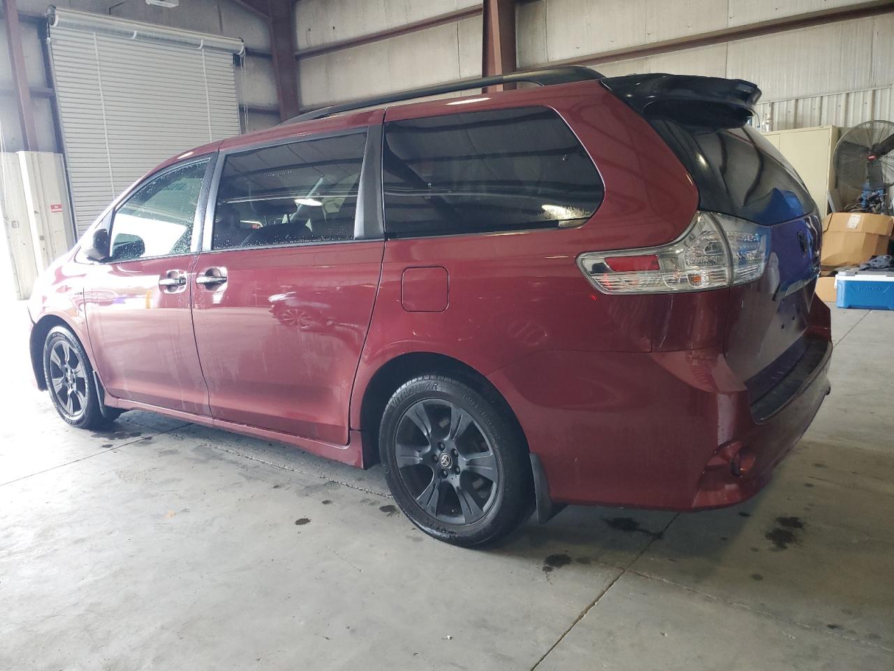 5TDEZ3DC3LS231784 2020 TOYOTA SIENNA - Image 2