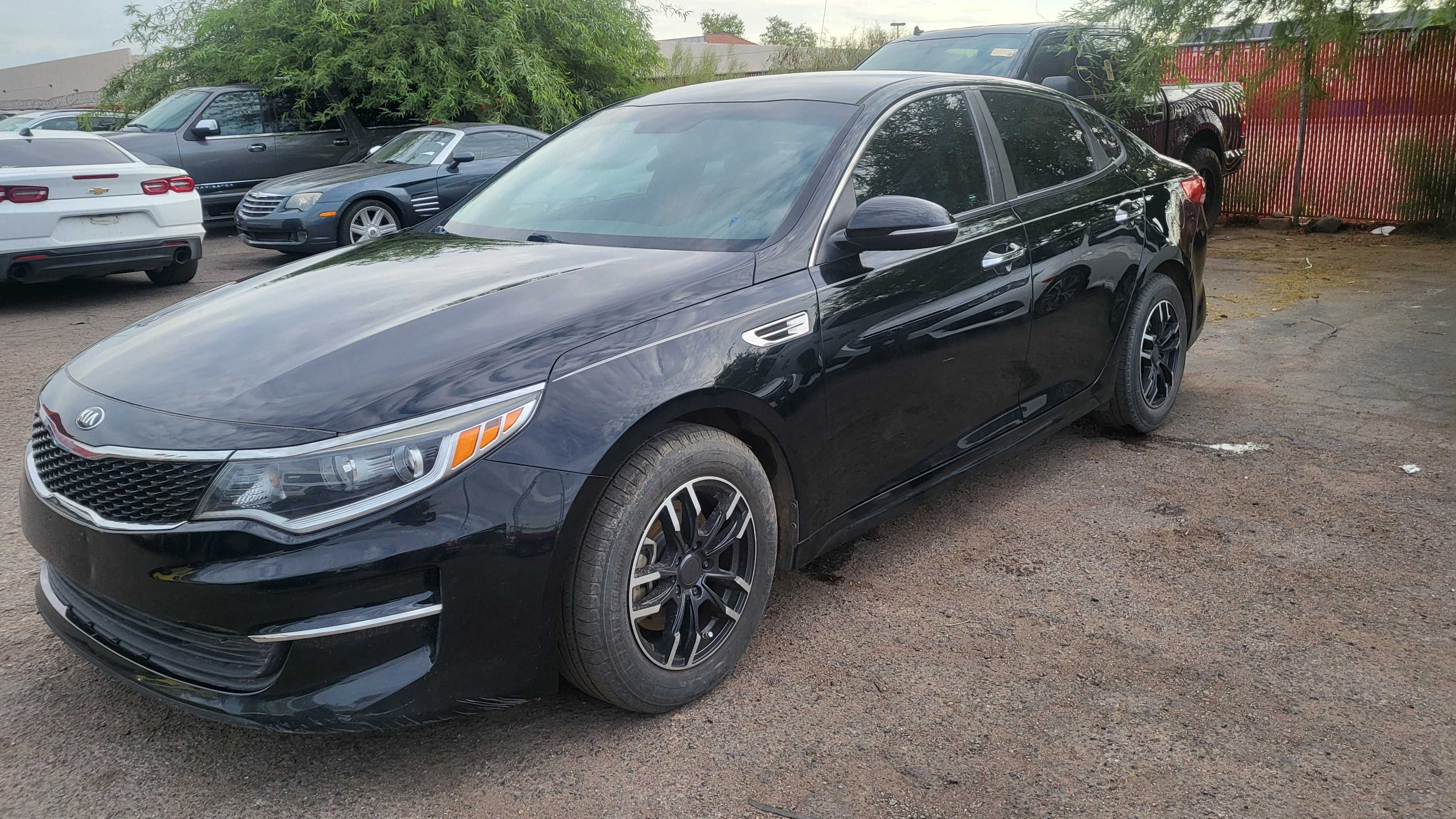 2016 Kia Optima Lx vin: 5XXGT4L35GG042188