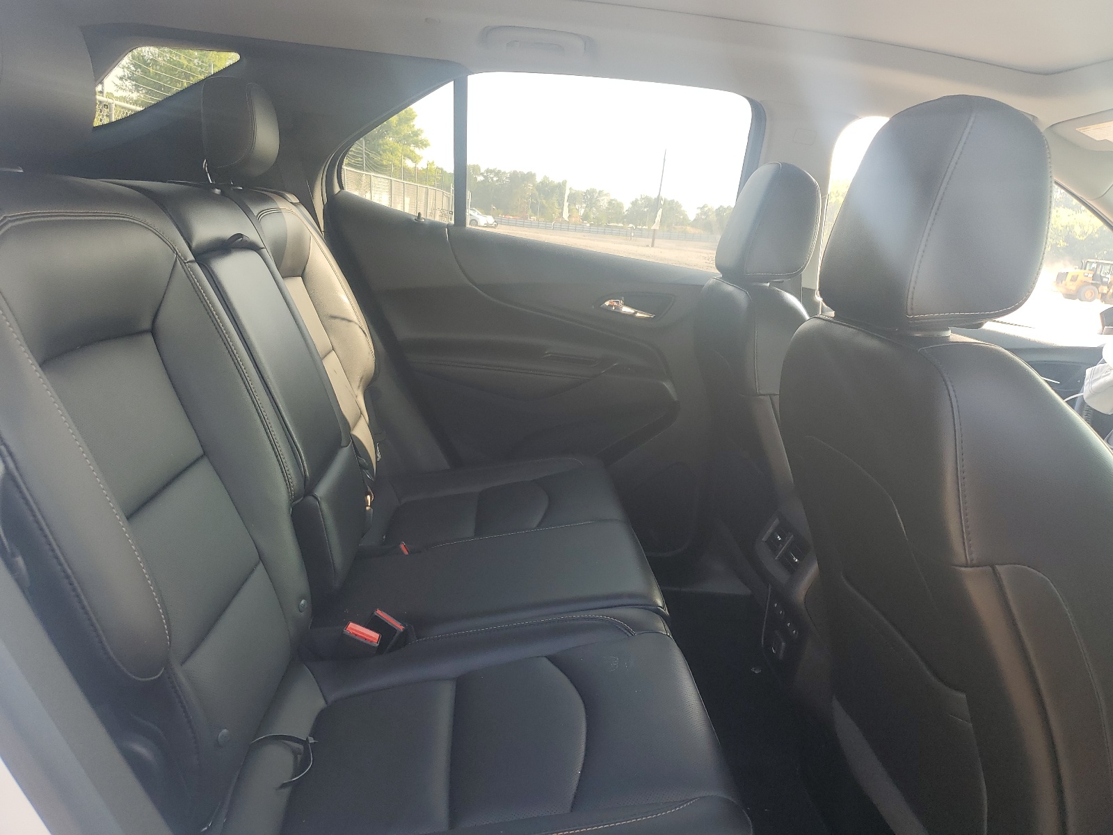 2019 Chevrolet Equinox Premier vin: 2GNAXYEX6K6159076