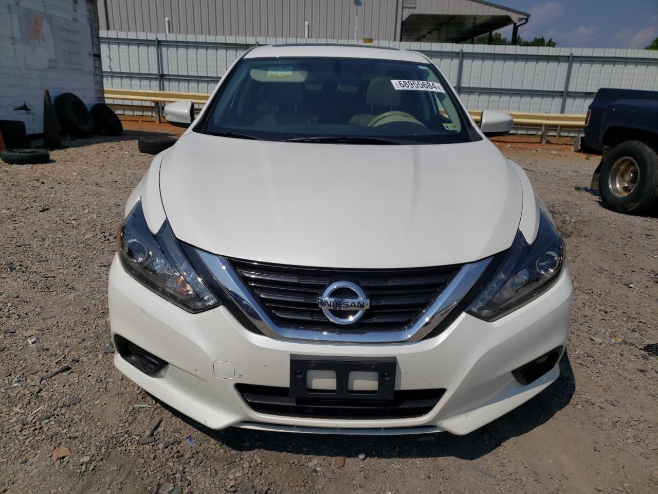 1N4AL3AP2JC199423 2018 Nissan Altima 2.5