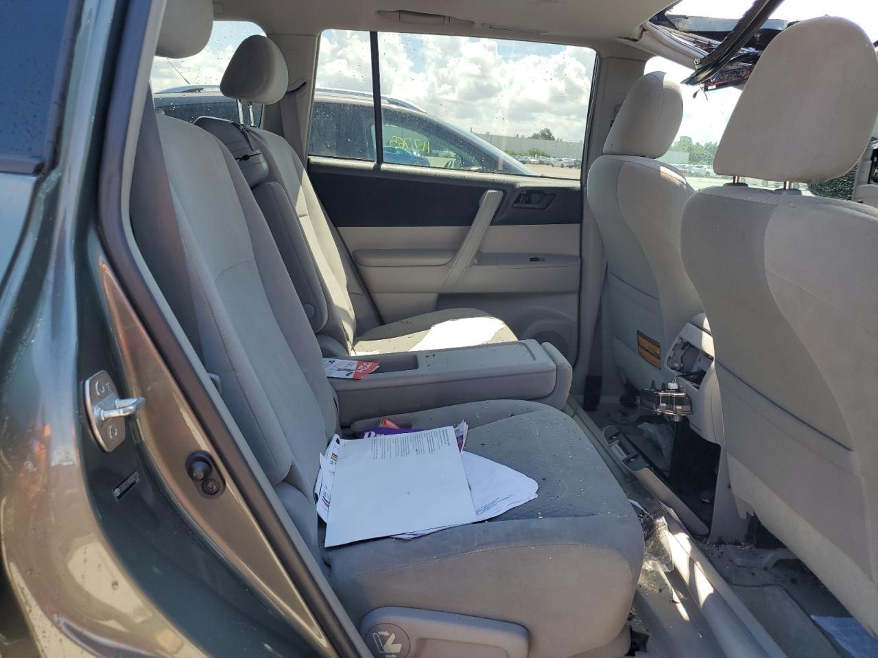 2010 Toyota Highlander VIN: 5TDZK3EH0AS005120 Lot: 66658934