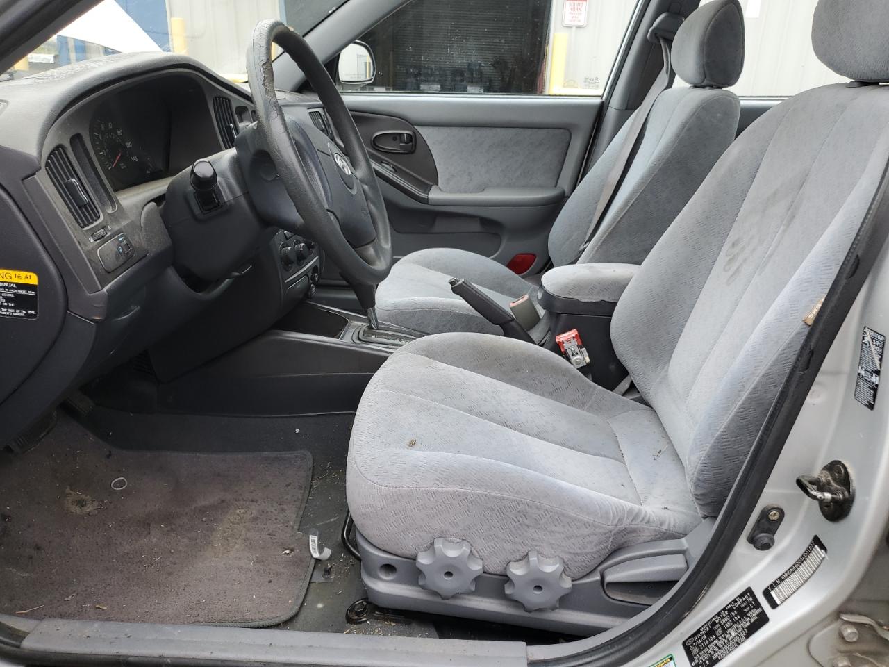 2005 Hyundai Elantra Gls VIN: KMHDN46D05U001827 Lot: 68670334