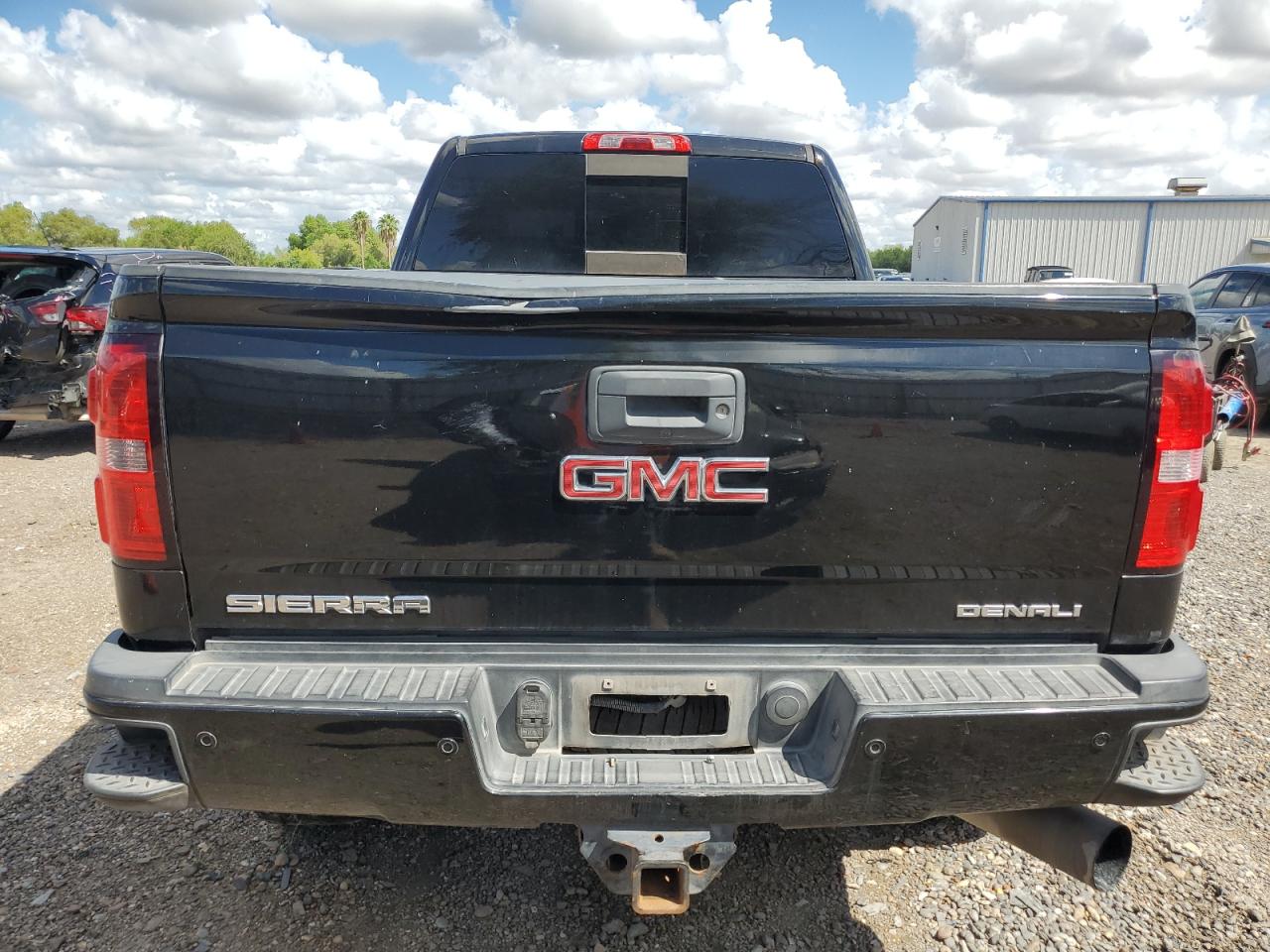 2015 GMC Sierra K2500 Denali VIN: 1GT120E81FF103088 Lot: 68804924