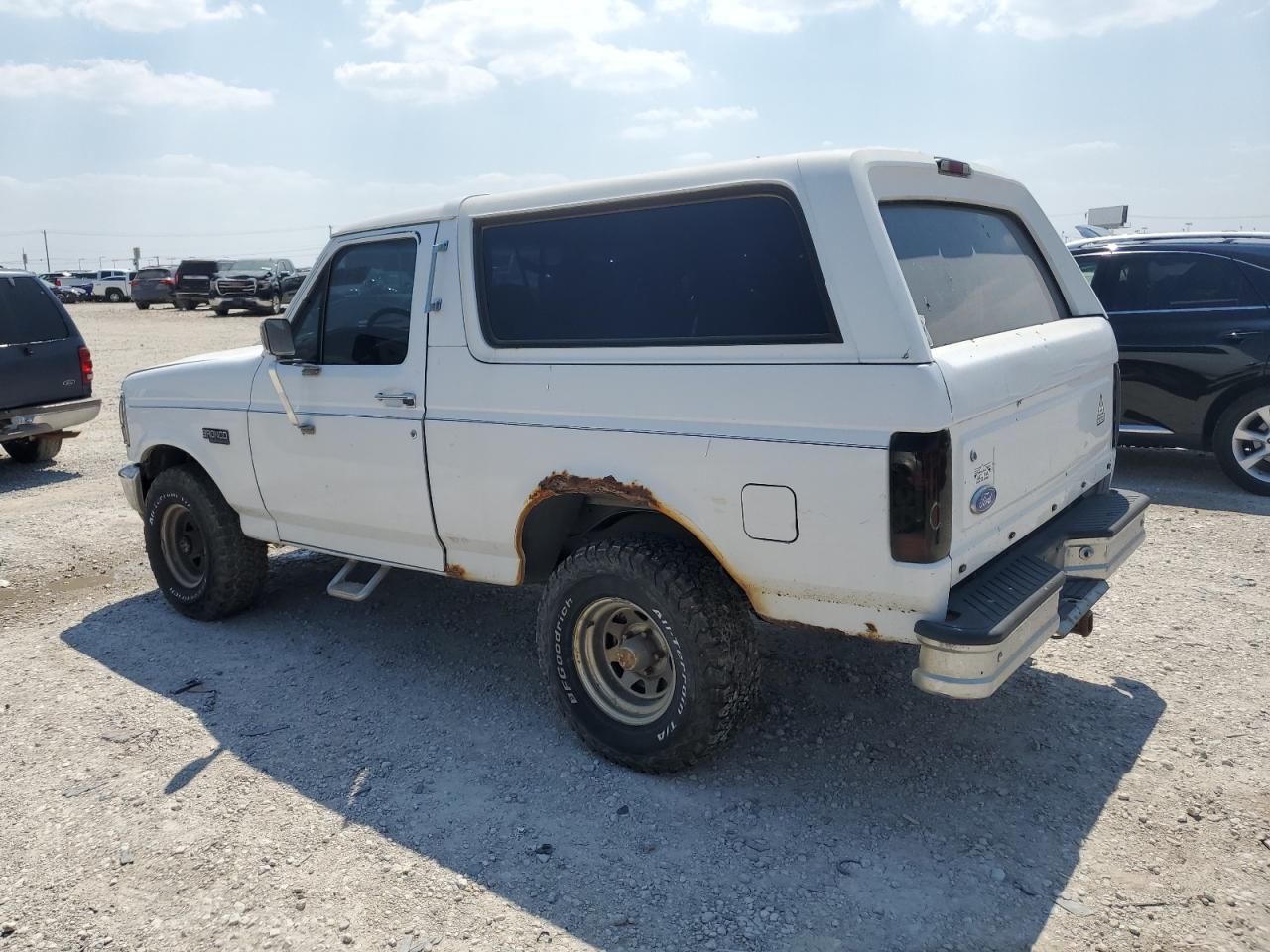 1995 Ford Bronco U100 VIN: 1FMEU15N8SLB60838 Lot: 66141444