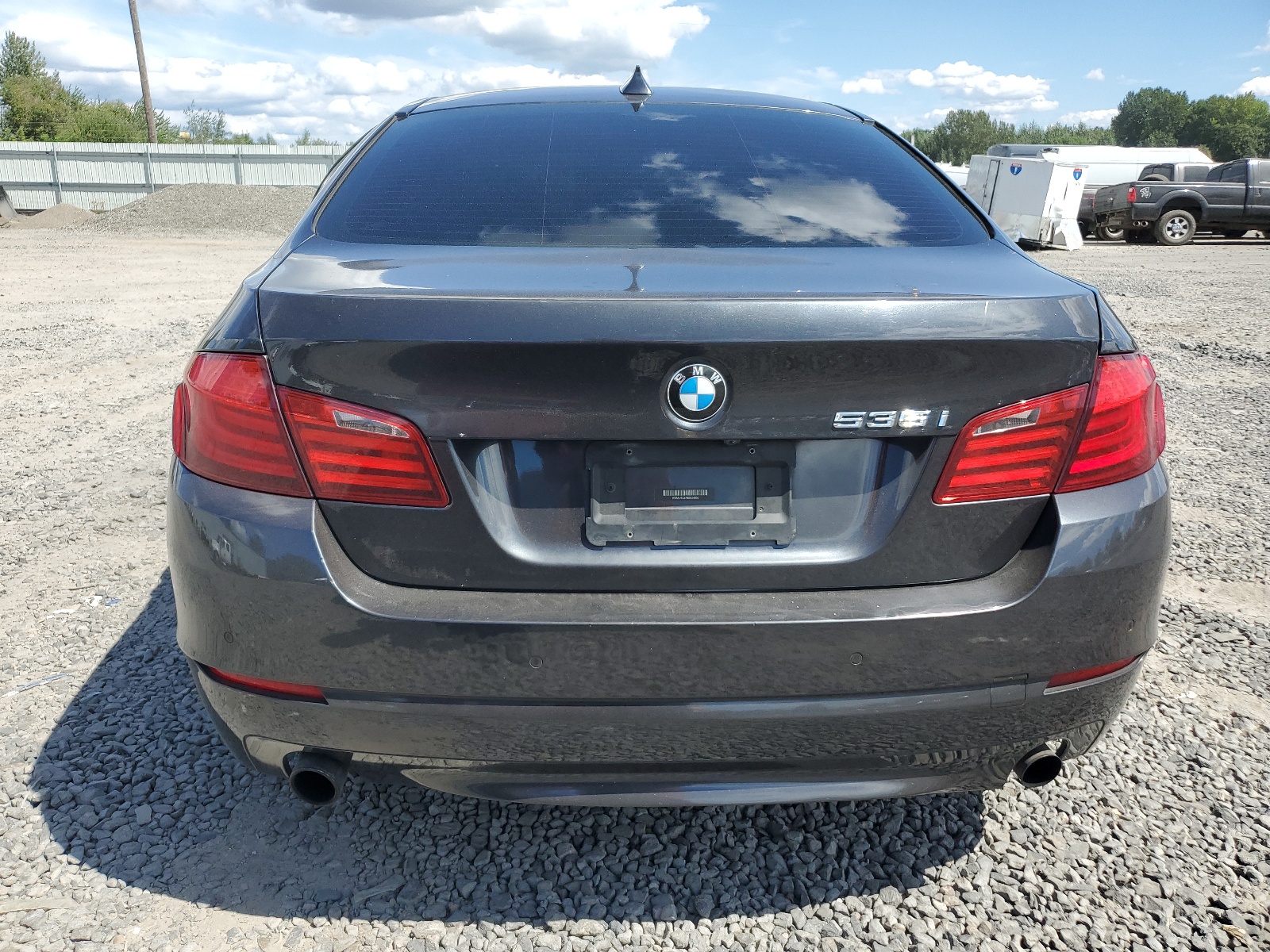 WBAFU7C57BDU54060 2011 BMW 535 Xi