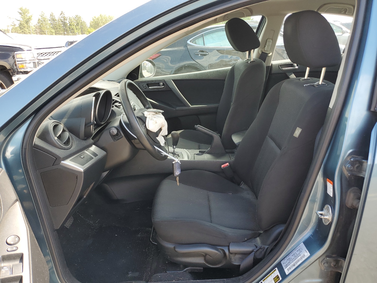 JM1BL1SG2A1147674 2010 Mazda 3 I