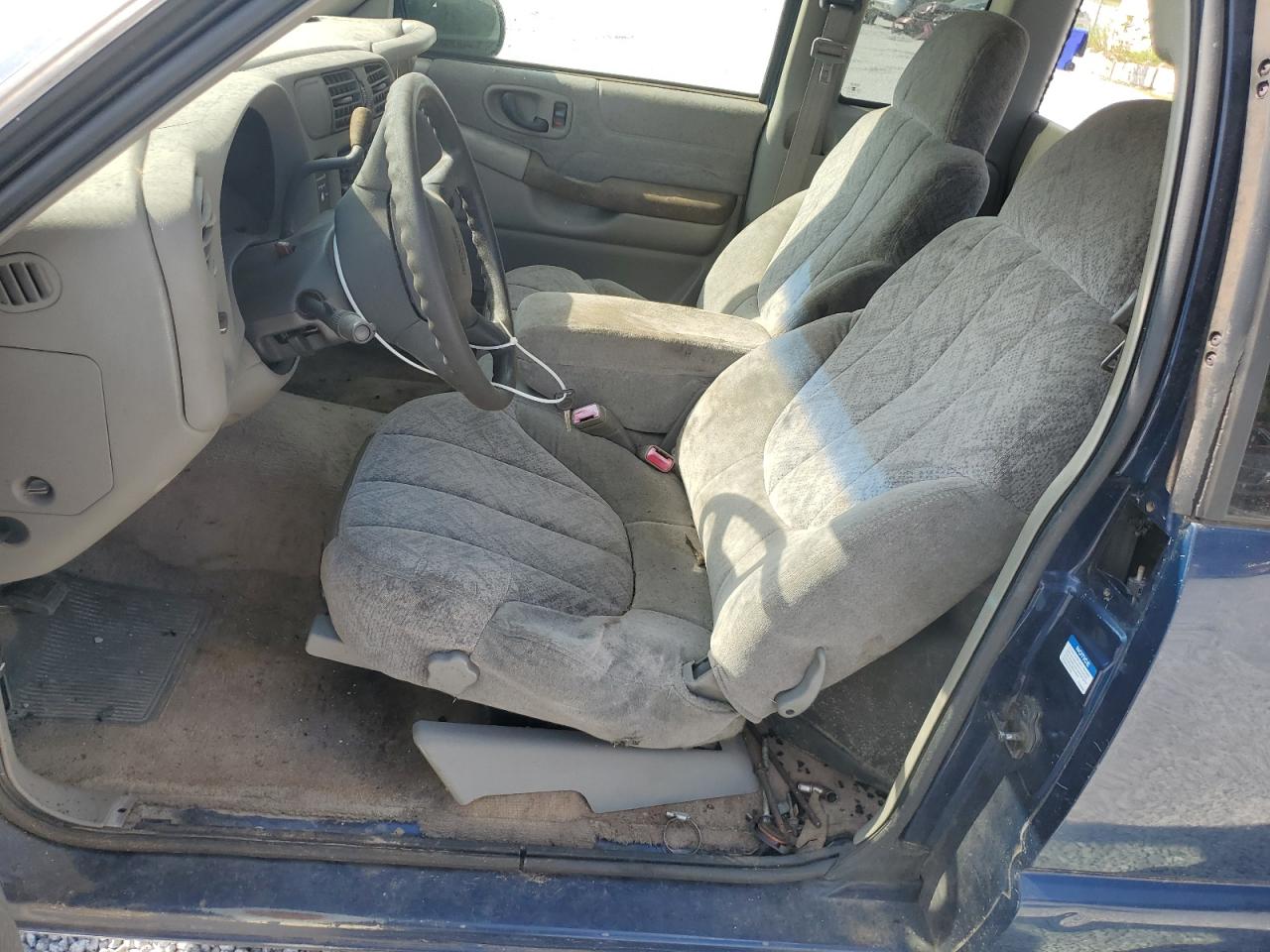 2000 GMC Sonoma VIN: 1GTCS19W6Y8128132 Lot: 68319354