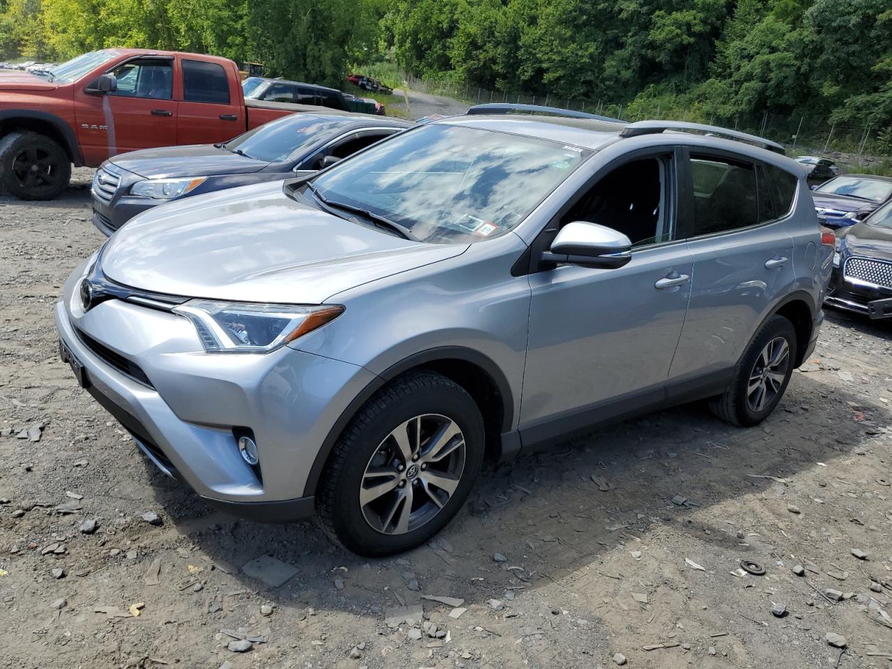 JTMRFREV4JD244453 2018 TOYOTA RAV 4 - Image 1