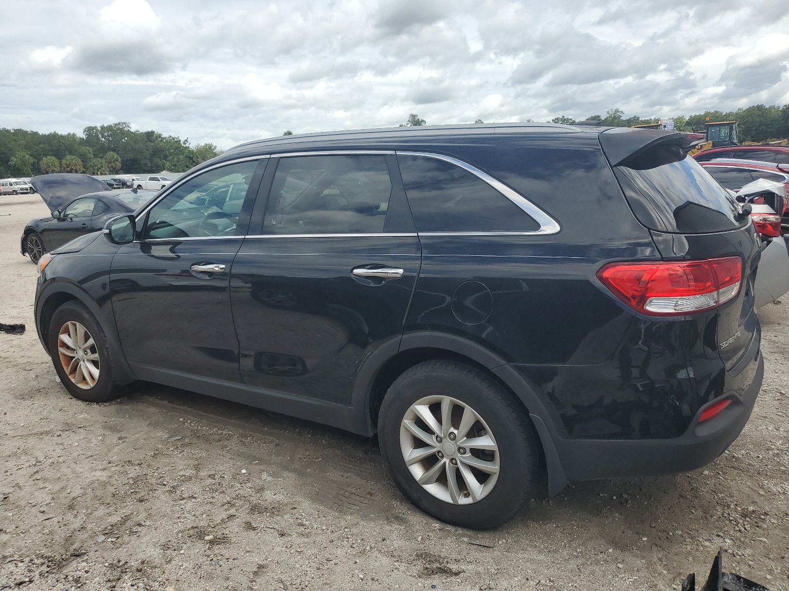 2016 Kia Sorento Lx vin: 5XYPG4A38GG145916