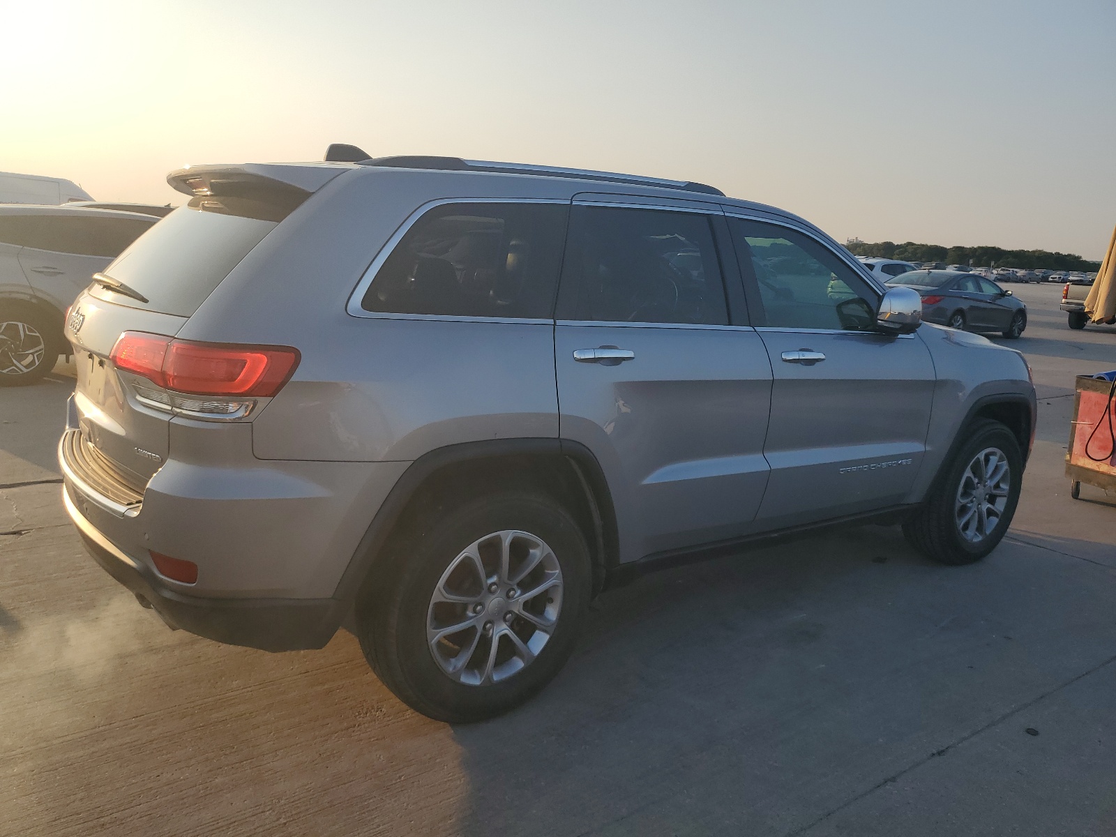 2015 Jeep Grand Cherokee Limited vin: 1C4RJEBG1FC739834