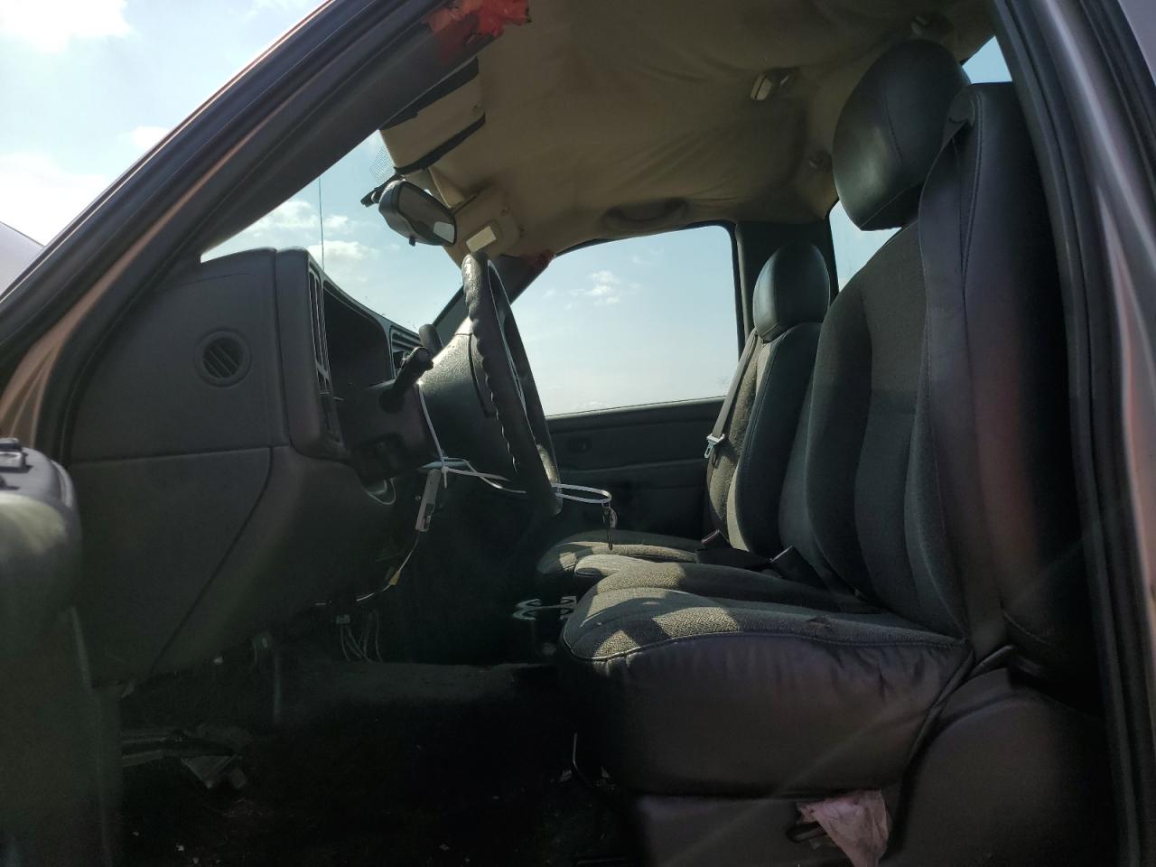 2004 GMC New Sierra C1500 VIN: 1GTEC14X14Z284833 Lot: 66139194