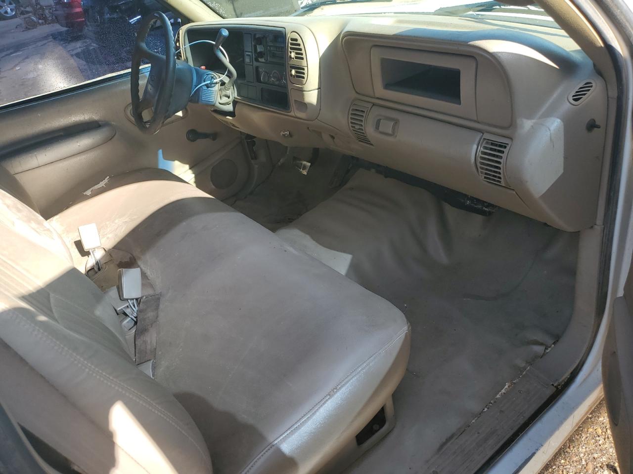 1999 Chevrolet Gmt-400 C2500 VIN: 1GBGC24R8XF015500 Lot: 66210654