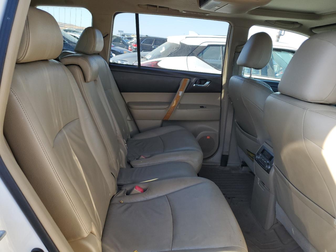 2010 Toyota Highlander Hybrid Limited VIN: JTEJW3EH7A2041259 Lot: 65685394