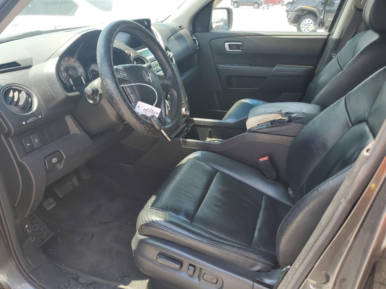 2010 Honda Pilot Touring VIN: 5FNYF3H93AB021689 Lot: 65752534