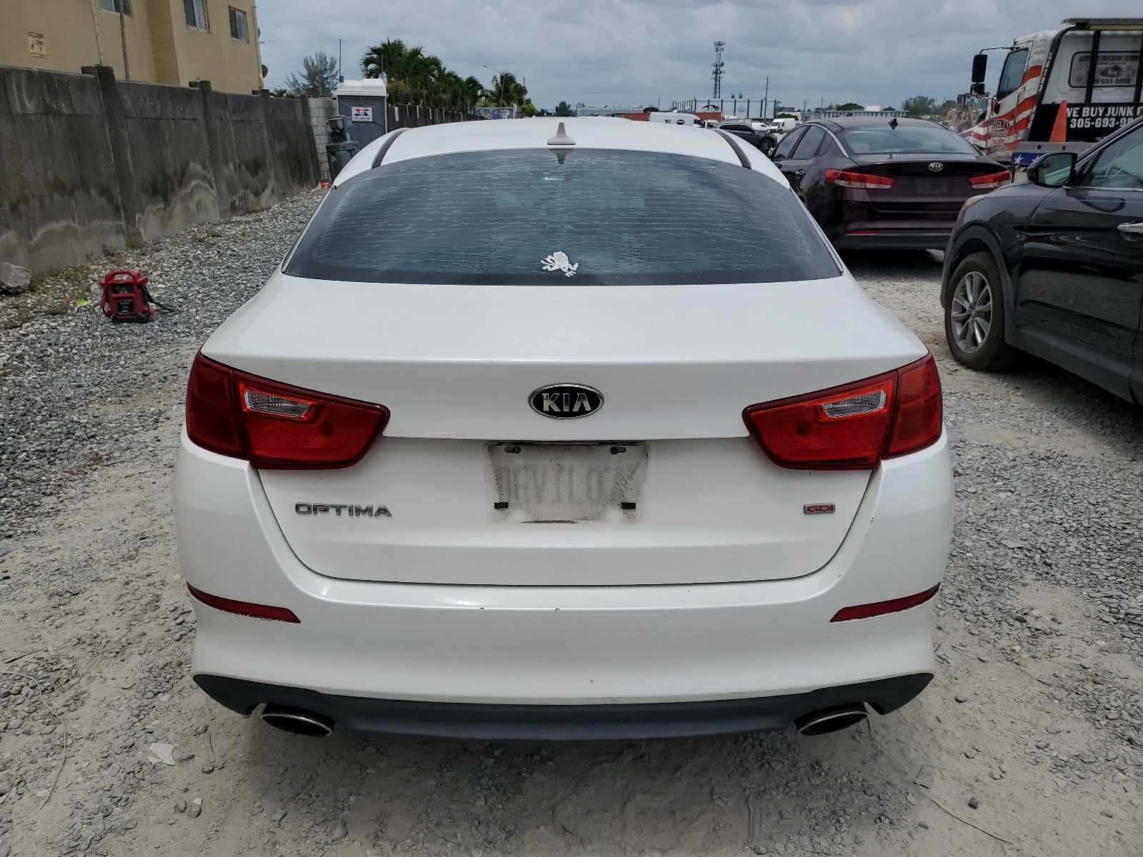 KNAGM4A7XF5661095 2015 Kia Optima Lx