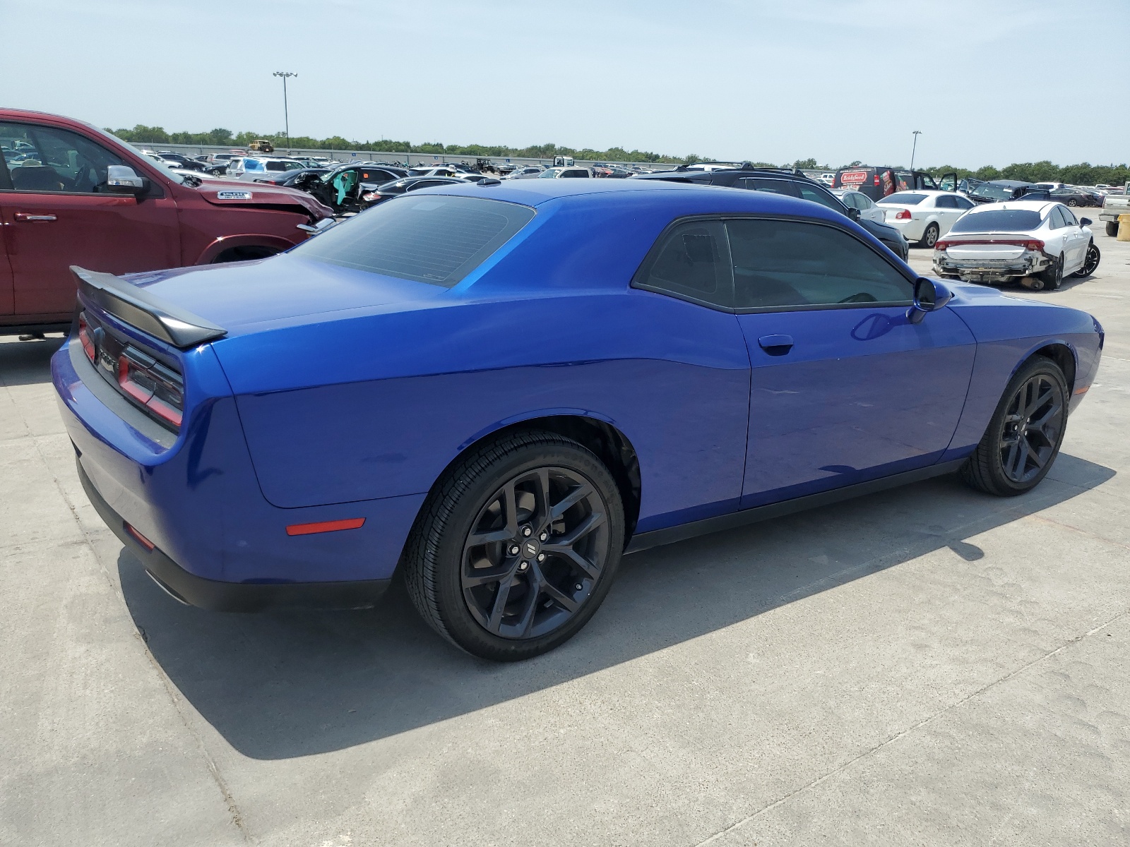 2022 Dodge Challenger Sxt vin: 2C3CDZAG6NH230439