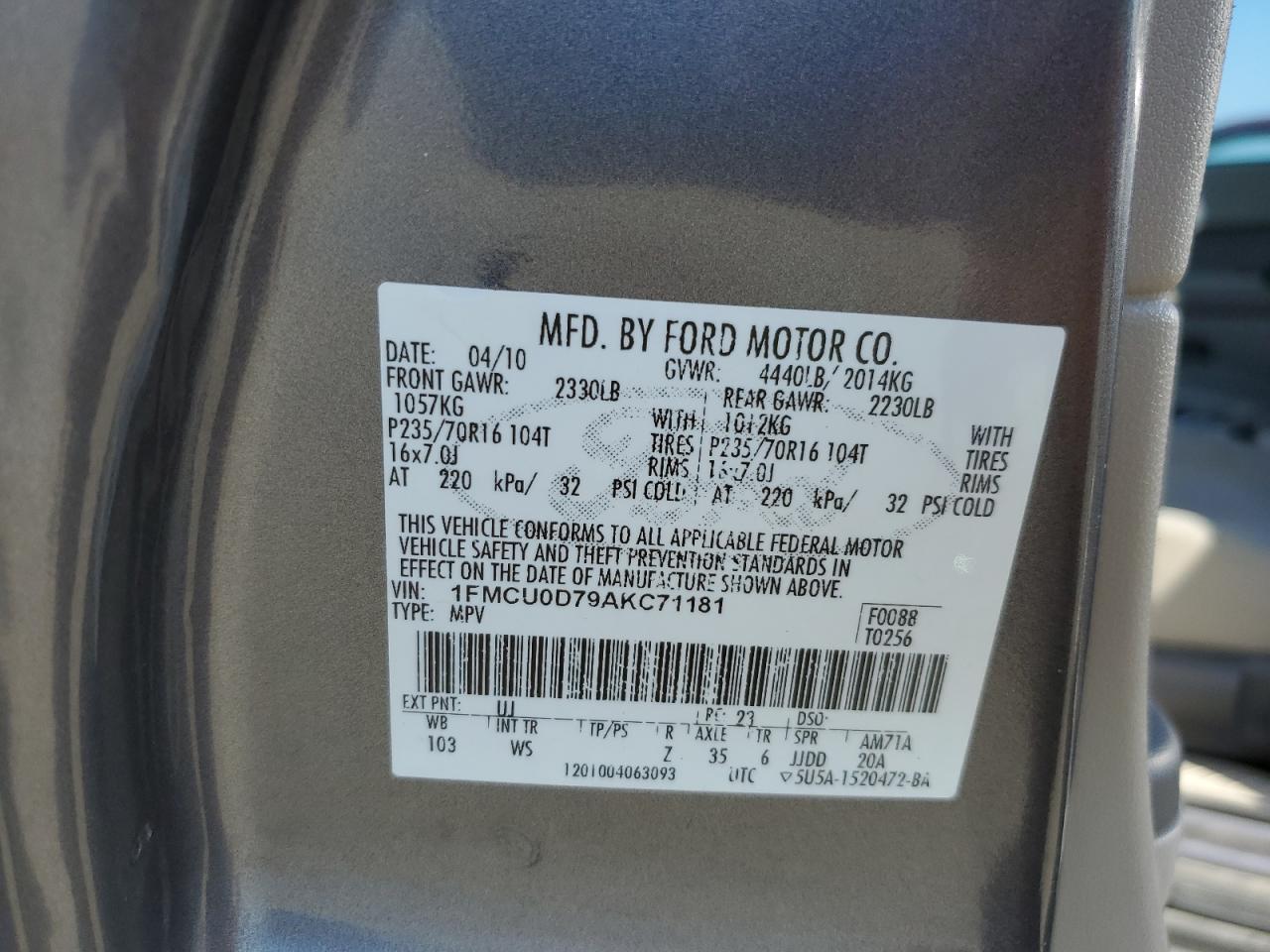 2010 Ford Escape - Image 13