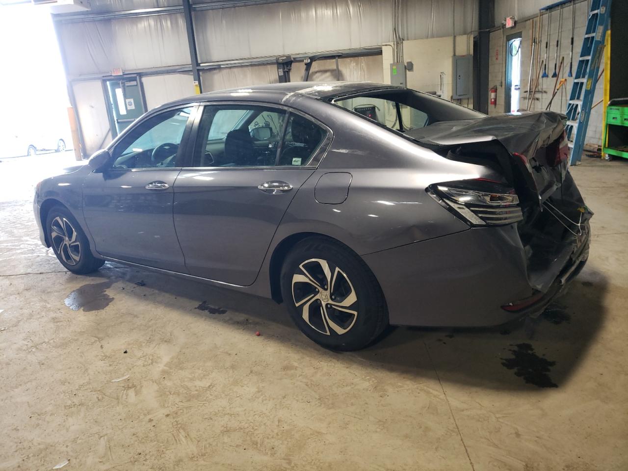 1HGCR2F37HA149626 2017 HONDA ACCORD - Image 2