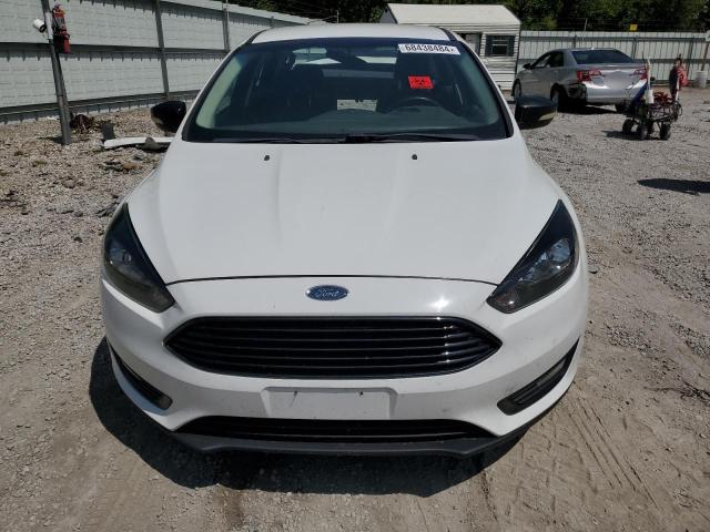  FORD FOCUS 2015 Белы