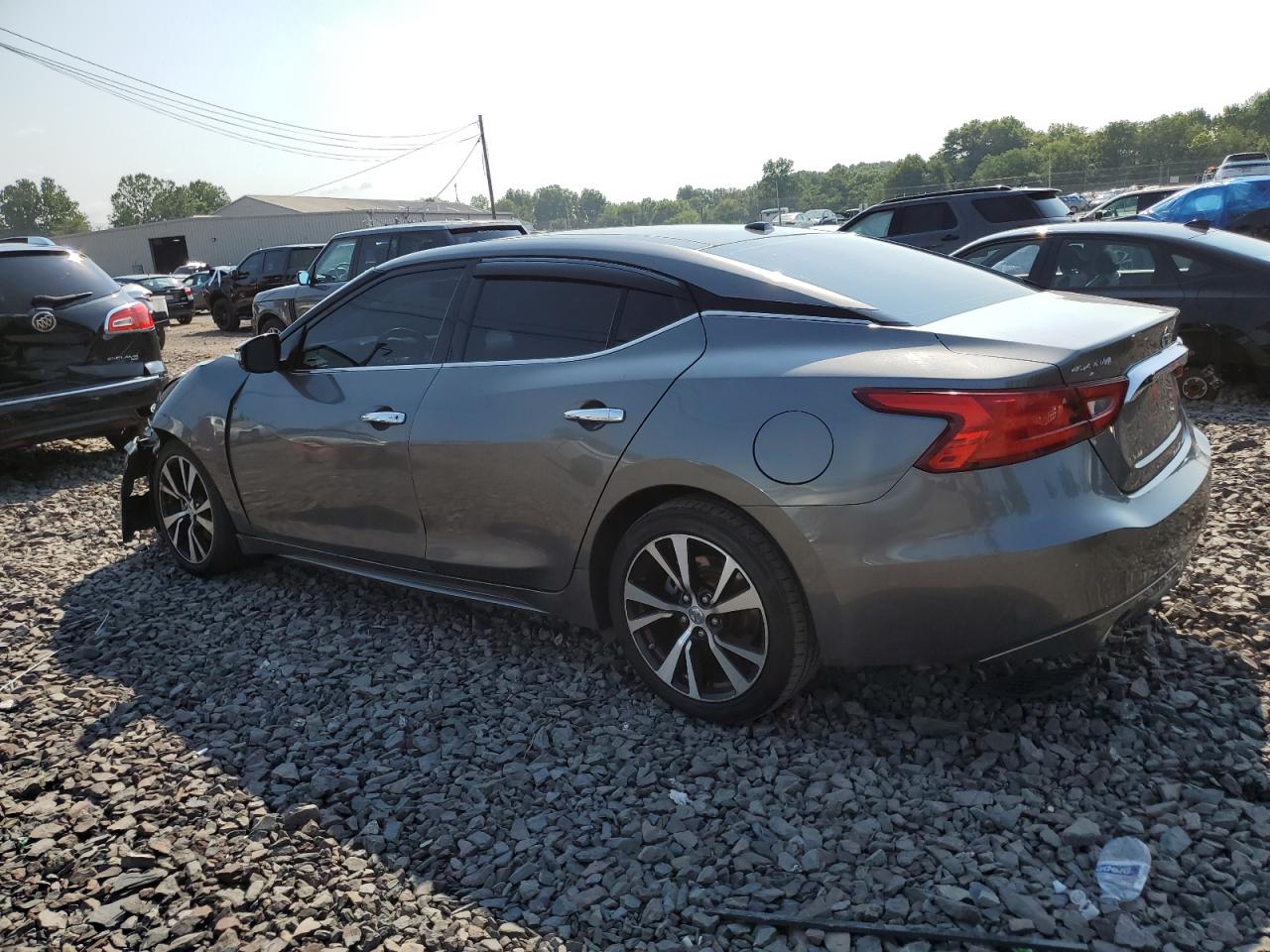 2018 Nissan Maxima - Image 2