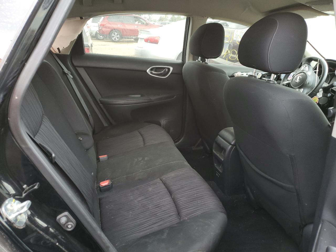 2019 Nissan Sentra - Image 10