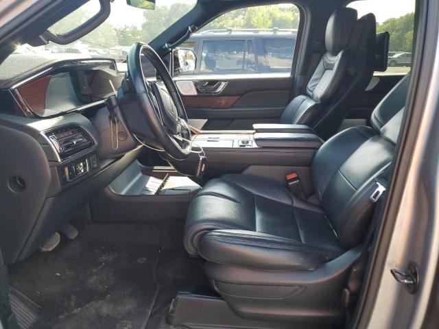  LINCOLN NAVIGATOR 2023 Серебристый