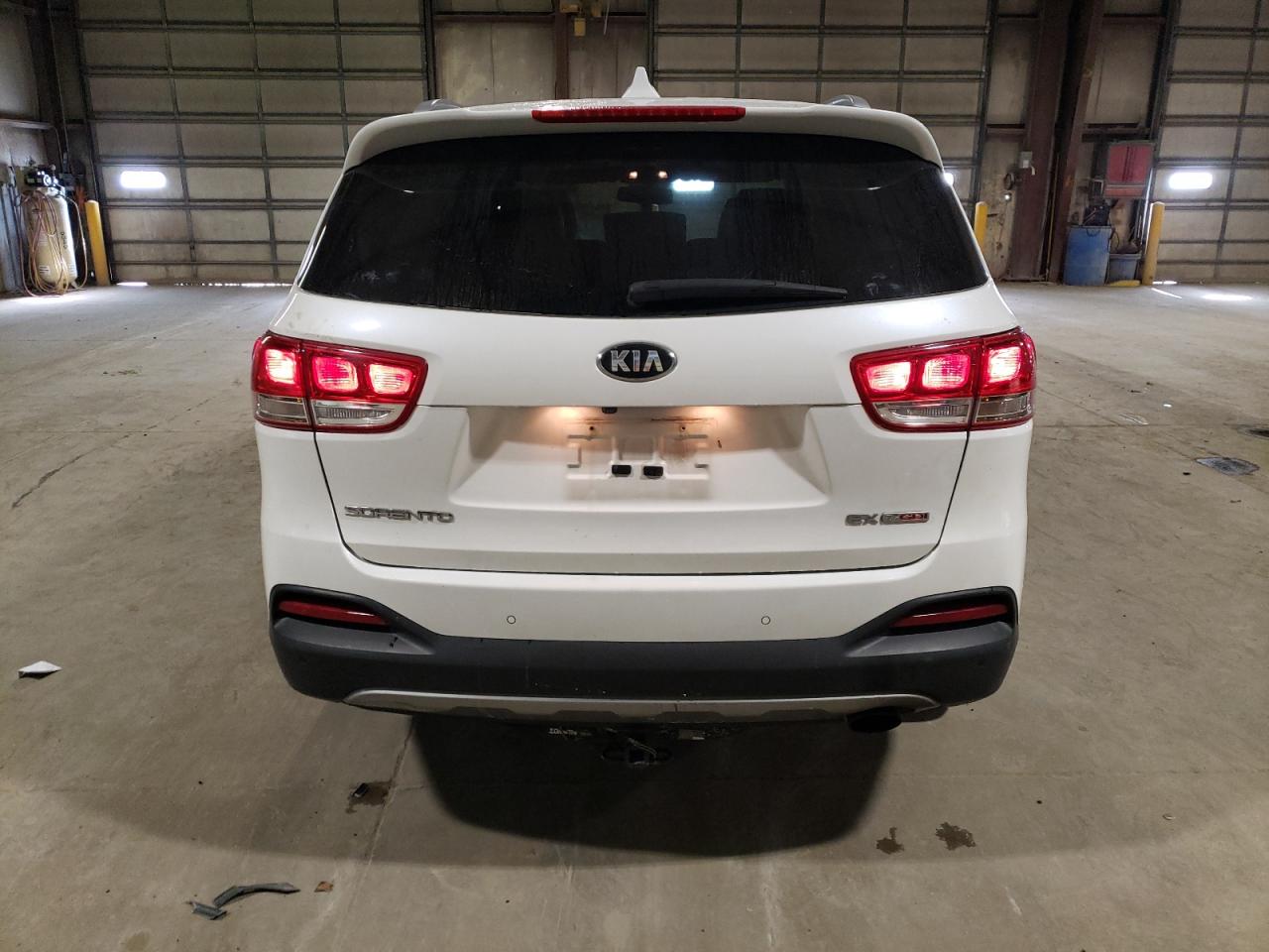 2016 Kia Sorento Ex VIN: 5XYPH4A16GG133615 Lot: 68490684