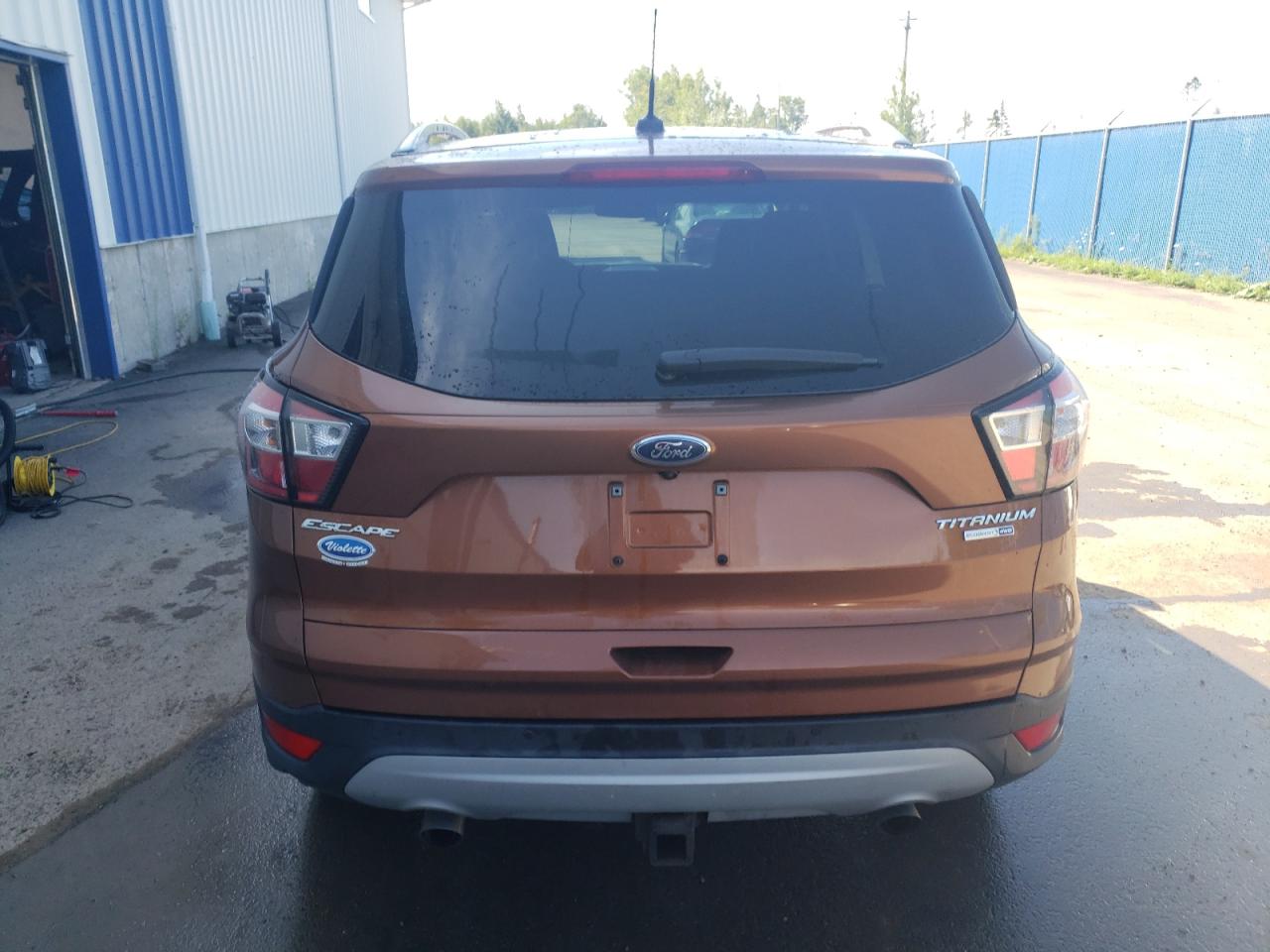 1FMCU9J98HUD60992 2017 Ford Escape Titanium