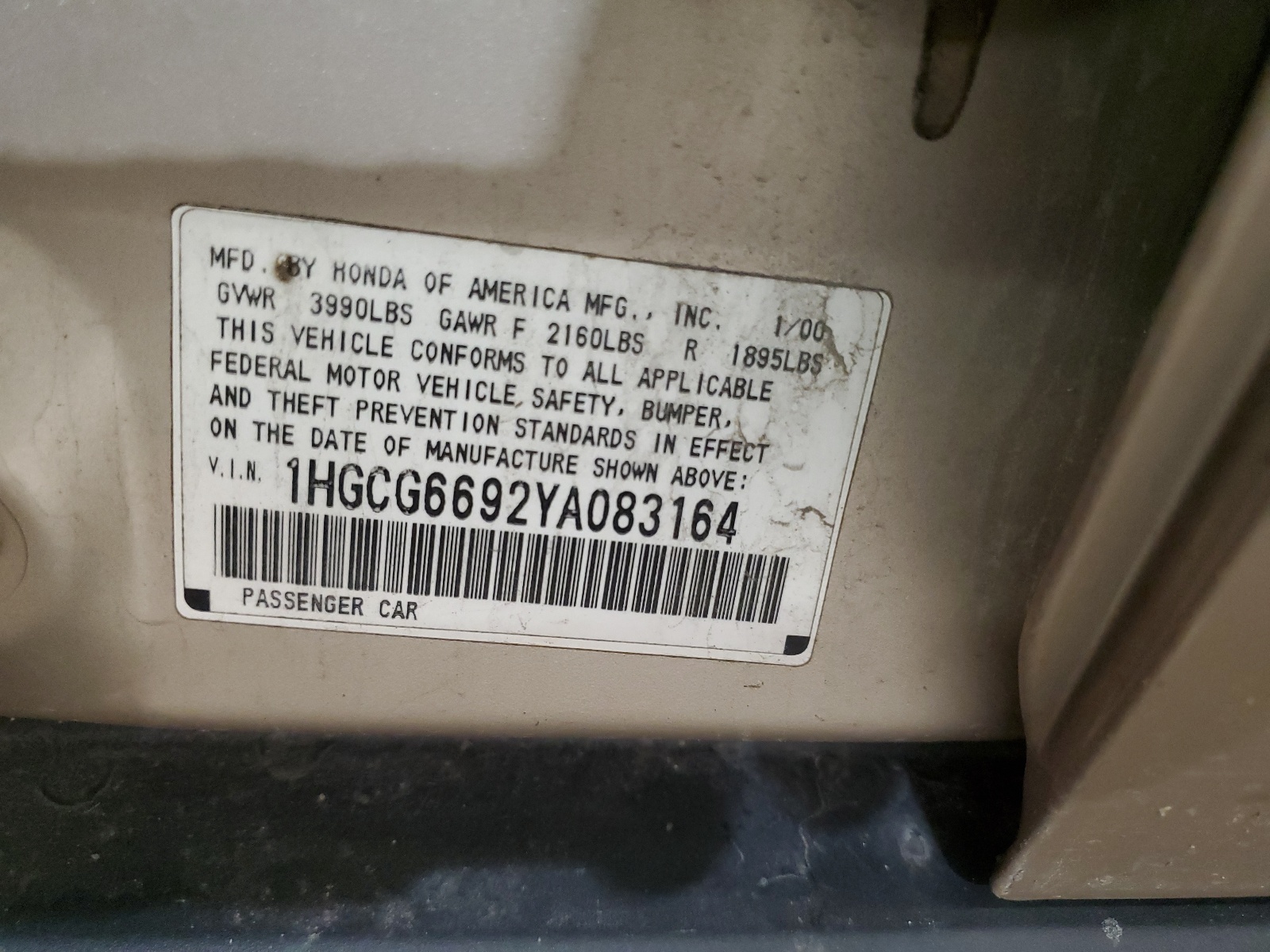 1HGCG6692YA083164 2000 Honda Accord Se