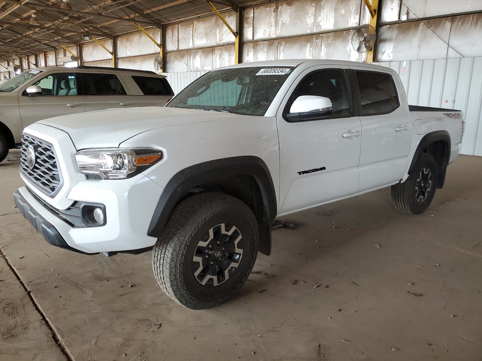 2022 Toyota Tacoma Double Cab vin: 3TMCZ5AN0NM519175