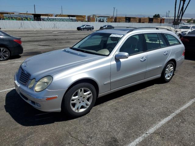 2004 Mercedes-Benz E 320 na sprzedaż w Van Nuys, CA - Minor Dent/Scratches