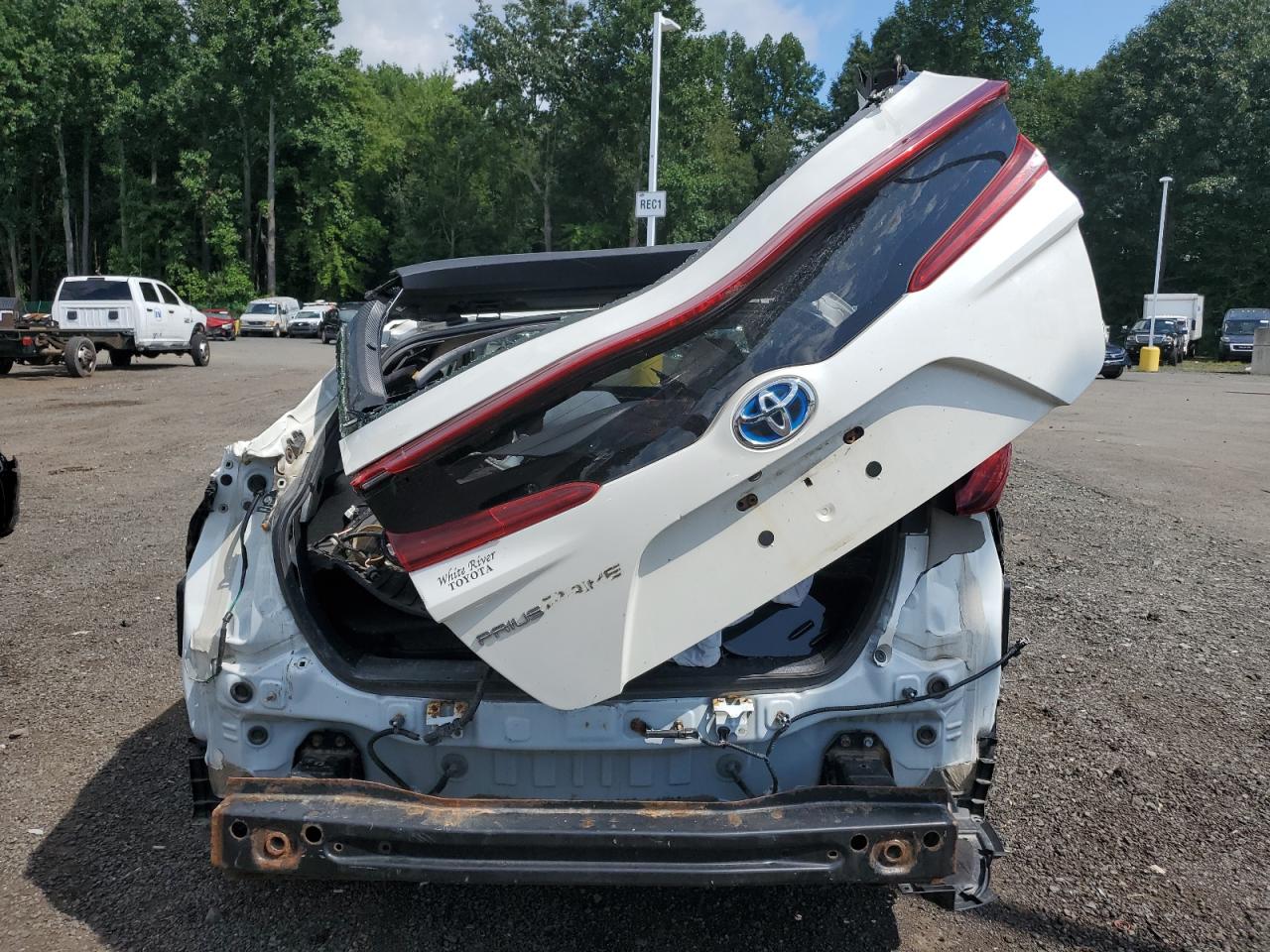 2017 Toyota Prius Prime VIN: JTDKARFP0H3029586 Lot: 68485544