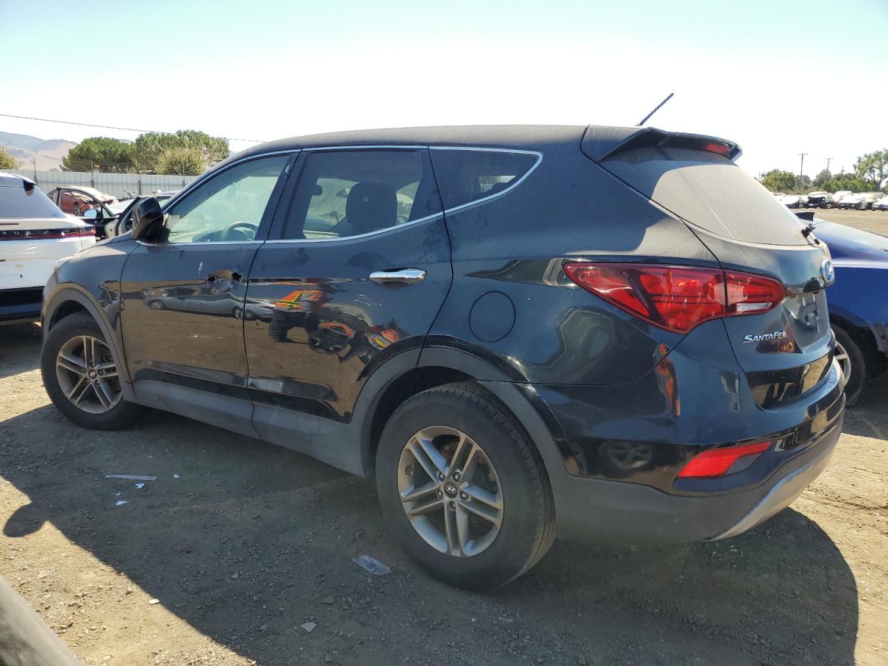 VIN 5NMZTDLB0JH085636 2018 HYUNDAI SANTA FE no.2