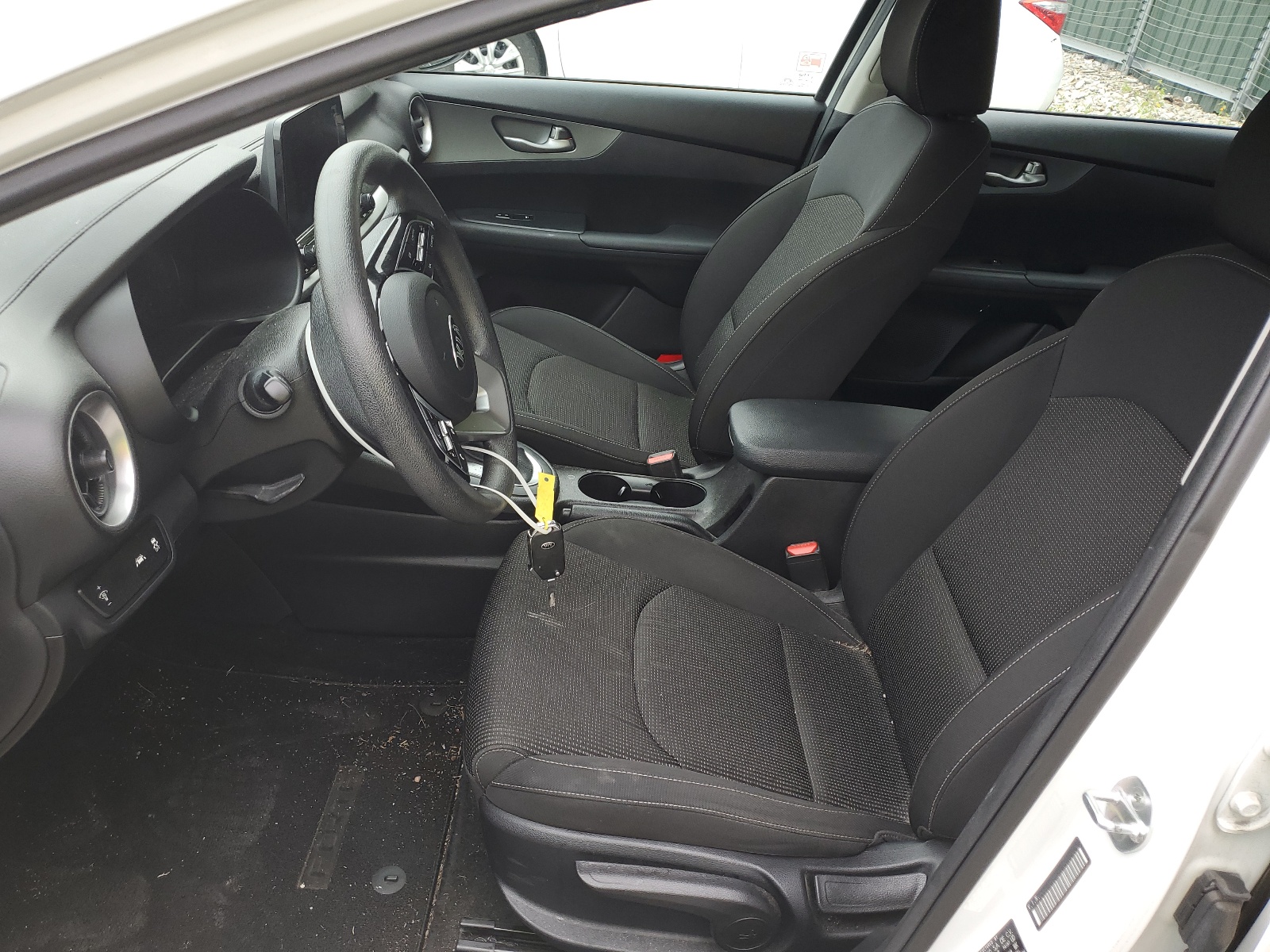 3KPF24AD0KE060271 2019 Kia Forte Fe