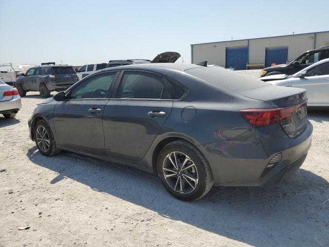 3KPF24AD7RE702771 Kia Forte LX 2