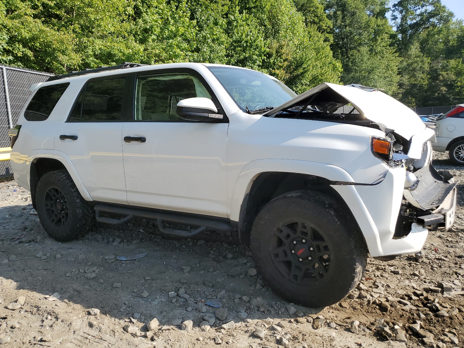 2019 Toyota 4Runner Sr5 vin: JTEBU5JR2K5684137