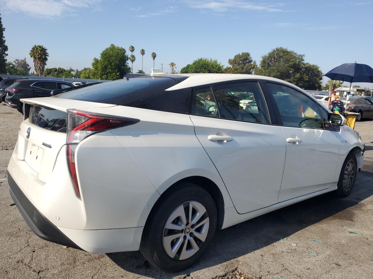 JTDKBRFU5H3043728 2017 Toyota Prius